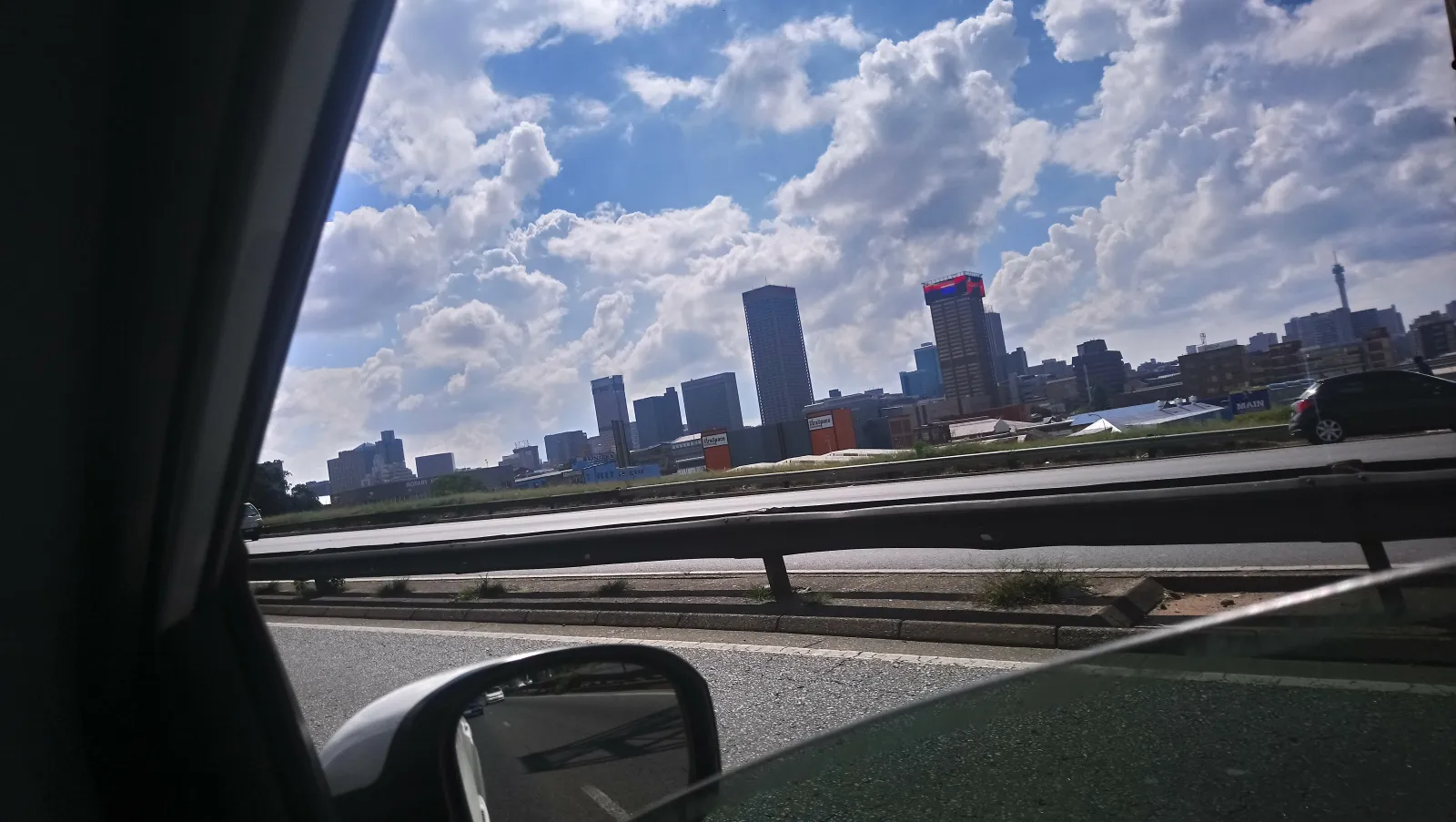Johannesburg skyline in a 2018 archival photograph; representative regional view, not a crime scene in Ekurhuleni.